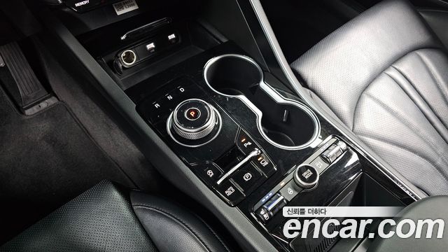 Kia K5 (III) 2.0 Signature 2023 — фото 9