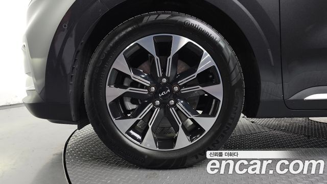 Kia Carnival (IV) Gasoline 7-Seater Signature 2023 — фото 5