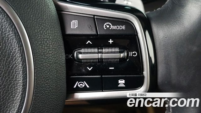 Kia Carnival (IV) Gasoline 7-Seater Signature 2023 — фото 16