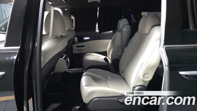 Kia Carnival (IV) Diesel 9-Seater Hi-Limousine(Special Vehicle) 2023 — фото 26
