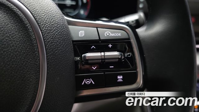 Kia Carnival (IV) Diesel 9-Seater Hi-Limousine(Special Vehicle) 2023 — фото 31