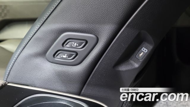 Kia Carnival (IV) HEV 9seater Nobless 2024 — фото 33