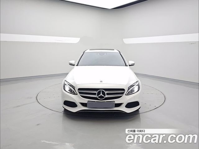 Mercedes-Benz C-Class (W205) C220 d Avantgarde 2018 — фото 3