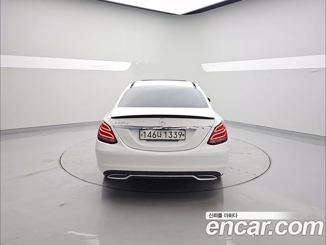 Mercedes-Benz C-Class (W205) C220 d Avantgarde 2018 — фото 4