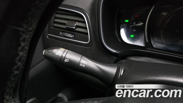 Renault Korea QM6 Diesel 2WD RE Plus 2017 — фото 29