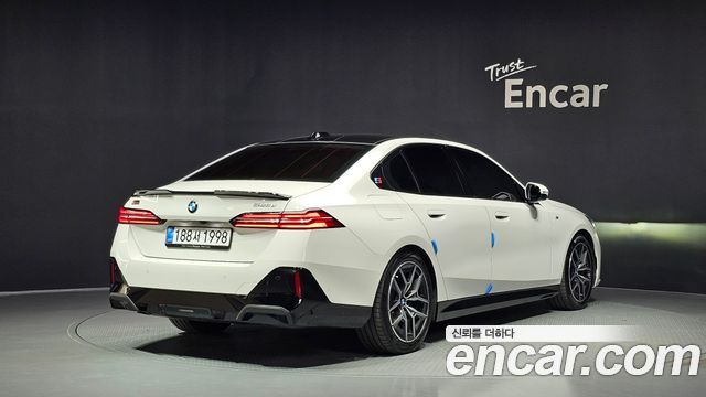 BMW 5 Series (G60) 523d M Sport 2025 — фото 2