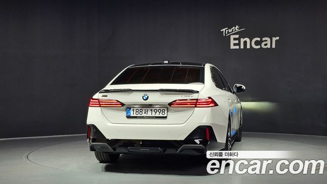 BMW 5 Series (G60) 523d M Sport 2025 — фото 4