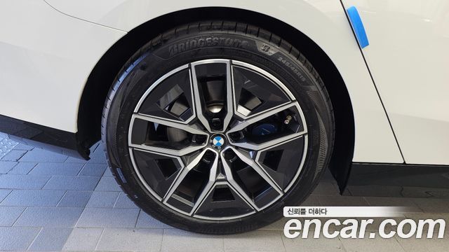 BMW 5 Series (G60) 523d M Sport 2025 — фото 5