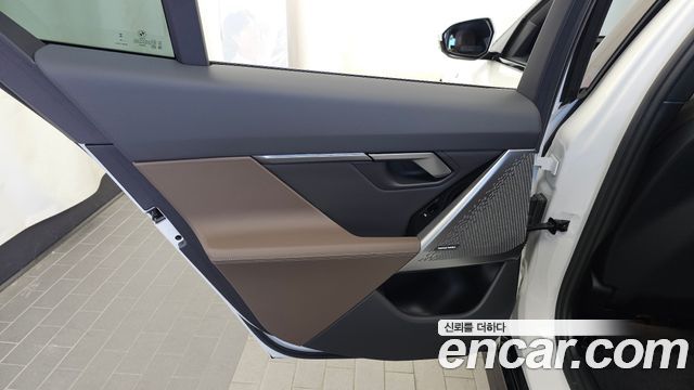 BMW 5 Series (G60) 523d M Sport 2025 — фото 25