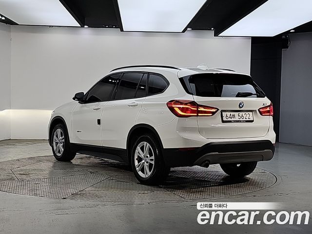 BMW X1 (F48) xDrive 18d 2017 — фото 3