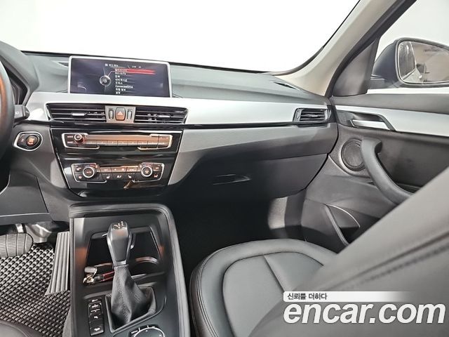 BMW X1 (F48) xDrive 18d 2017 — фото 10