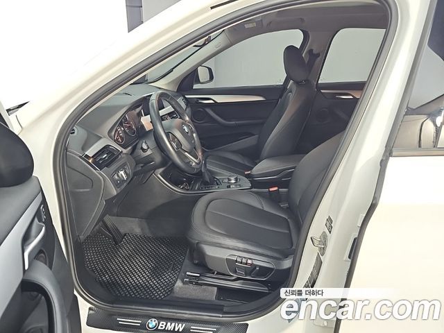 BMW X1 (F48) xDrive 18d 2017 — фото 15