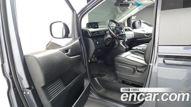 Hyundai Staria Cargo 5-Seater Modern 2022 — фото 10
