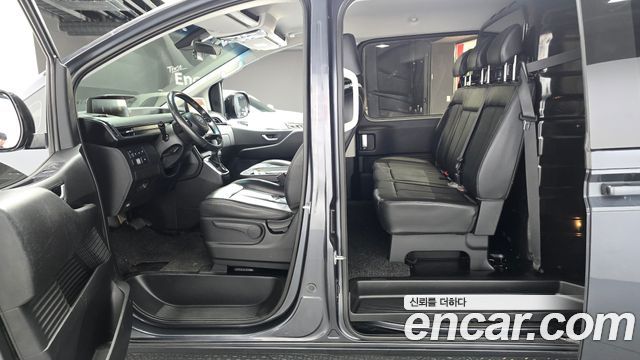 Hyundai Staria Cargo 5-Seater Modern 2022 — фото 11