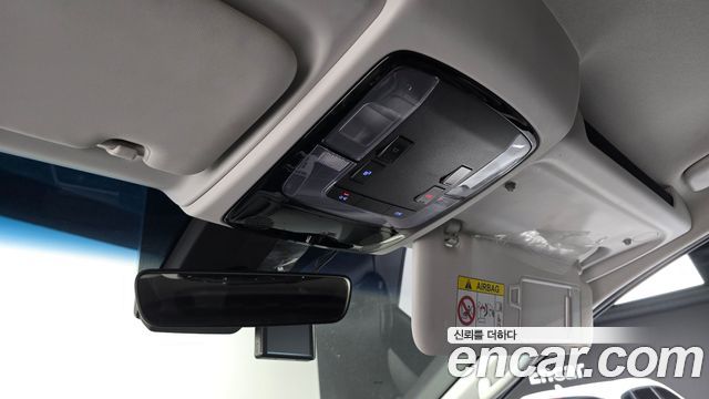 Hyundai Staria Cargo 5-Seater Modern 2022 — фото 17