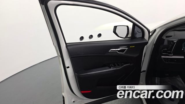 Kia Sportage Hybrid (V) Nobleless 2WD 2024 — фото 30