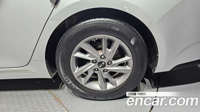 Kia K5 (II) 2.0 LPI Rental Car Luxury 2019 — фото 27