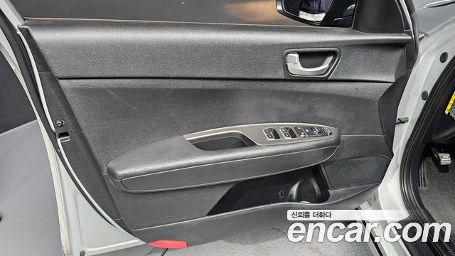 Kia K5 (II) 2.0 LPI Rental Car Luxury 2019 — фото 30