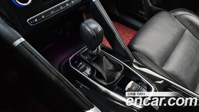 Renault Korea QM6 Diesel 2WD RE Signature 2018 — фото 9