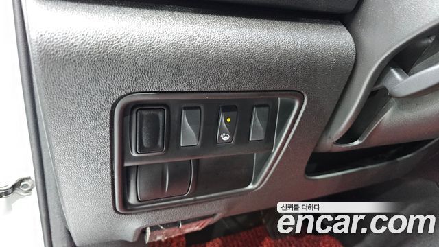 Renault Korea QM6 Diesel 2WD RE Signature 2018 — фото 18