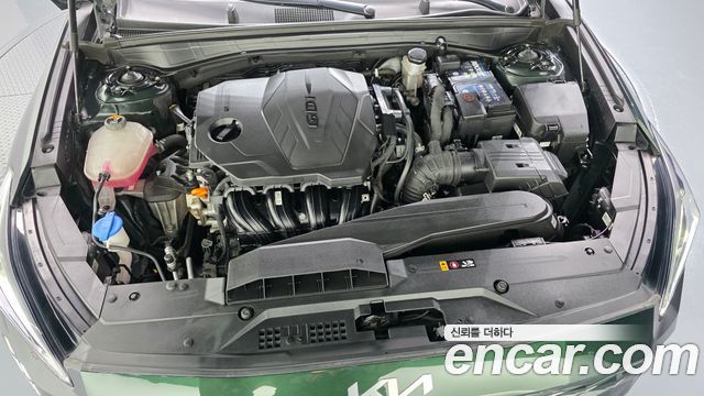 Kia K8 2.5 Gasoline 2WD Signature 2023 — фото 6