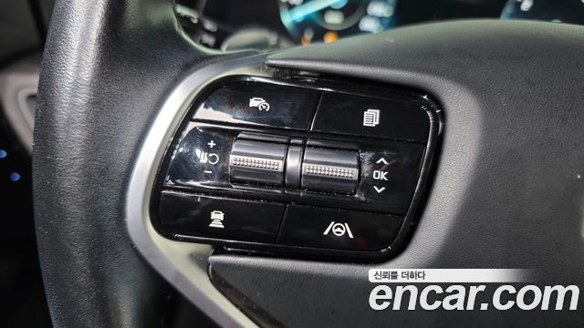 Kia K8 2.5 Gasoline 2WD Signature 2023 — фото 19