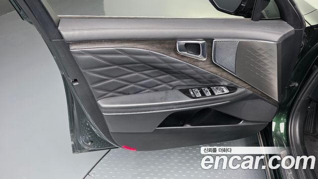 Kia K8 2.5 Gasoline 2WD Signature 2023 — фото 24