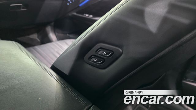Kia K8 2.5 Gasoline 2WD Signature 2023 — фото 29