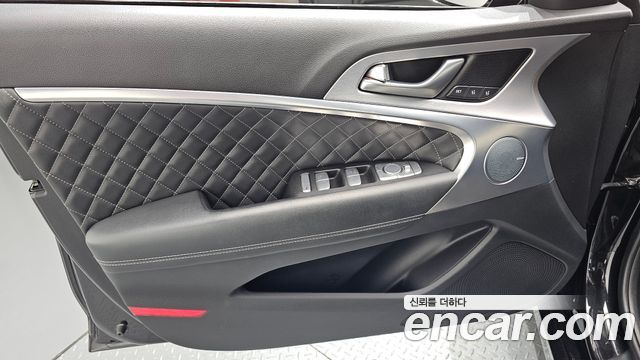 Genesis G70 2.0T Sport Package 2018 — фото 24
