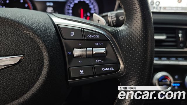 Genesis G70 2.0T Sport Package 2018 — фото 30