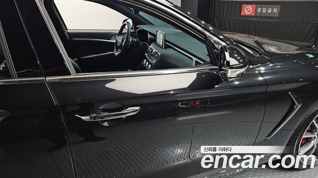 Genesis G70 2.0T Sport Package 2018 — фото 36
