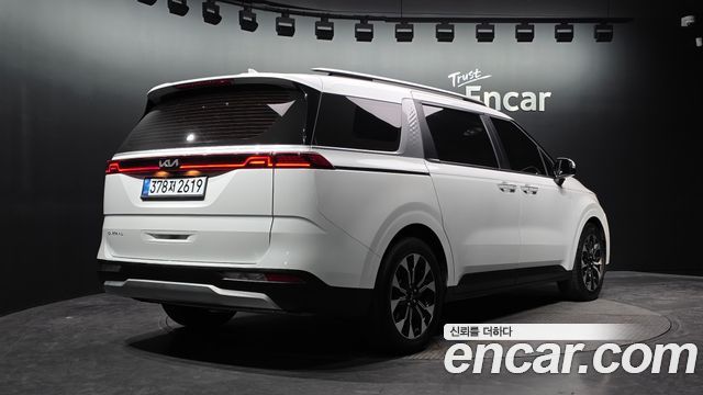 Kia Carnival (IV) Diesel 9-Seater Prestige 2023 — фото 2