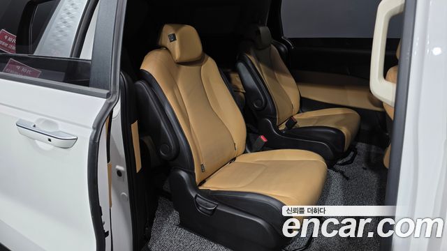 Kia Carnival (IV) Diesel 9-Seater Prestige 2023 — фото 12