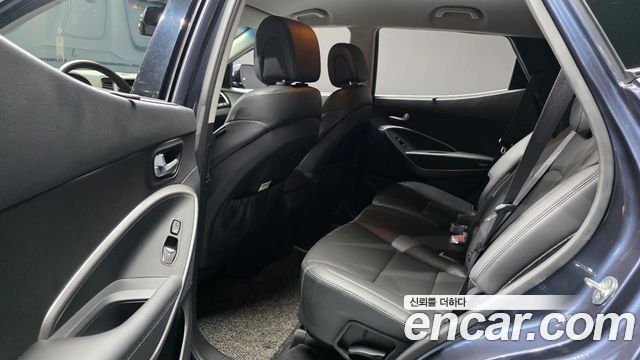Hyundai Santa Fe The Prime Diesel 2.0 2WD Value Plus 2018 — фото 12