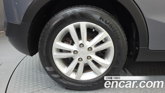 KG Mobility (SsangYong) Tivoli VX 2WD 2016 — фото 5