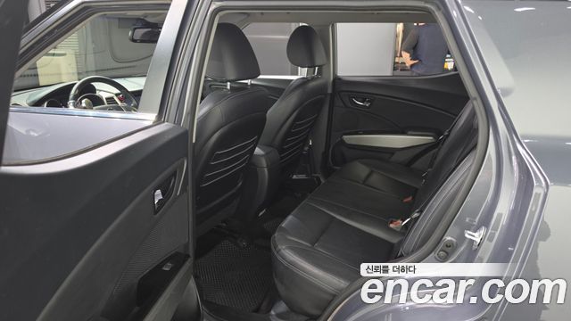 KG Mobility (SsangYong) Tivoli VX 2WD 2016 — фото 11
