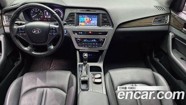 Hyundai Sonata (LF) 2.0 Smart 2015 — фото 7