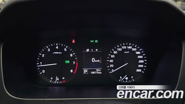 Hyundai Sonata (LF) 2.0 Smart 2015 — фото 8