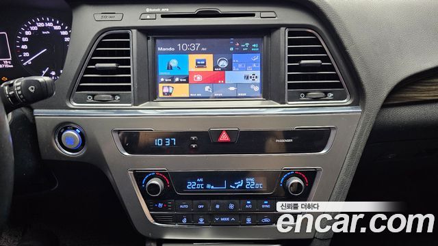 Hyundai Sonata (LF) 2.0 Smart 2015 — фото 14