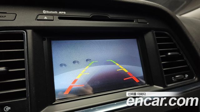 Hyundai Sonata (LF) 2.0 Smart 2015 — фото 15