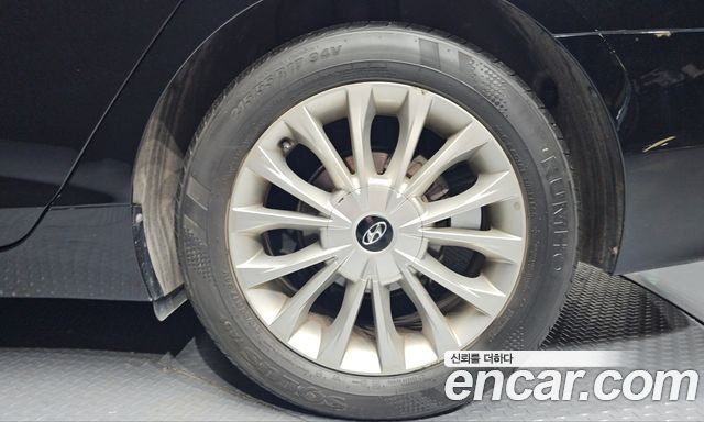 Hyundai Sonata (LF) 2.0 Smart 2015 — фото 21