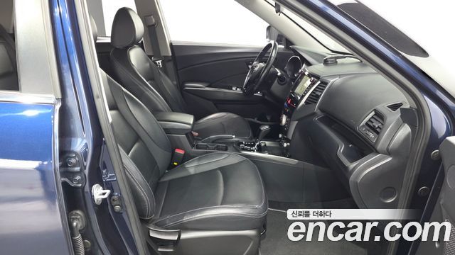 KG Mobility (SsangYong) Tivoli Diesel LX 2WD 2017 — фото 11