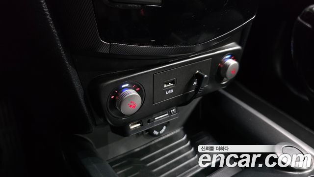 KG Mobility (SsangYong) Tivoli Diesel LX 2WD 2017 — фото 16