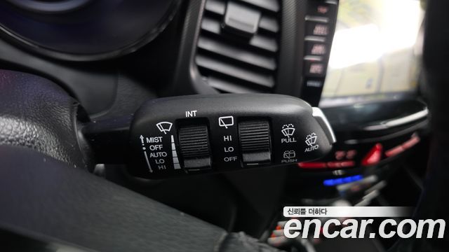 KG Mobility (SsangYong) Tivoli Diesel LX 2WD 2017 — фото 18