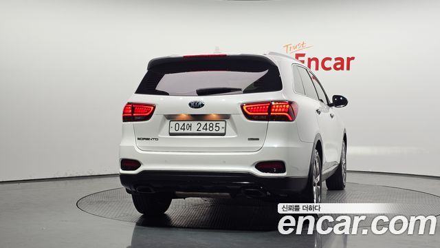 Kia Sorento Diesel 2.0 2WD Noblesse 2018 — фото 4