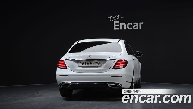 Mercedes-Benz E-Class (W213) E300 Exclusive 2018 — фото 4
