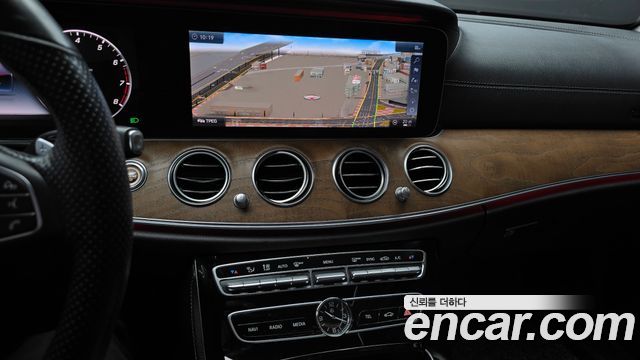 Mercedes-Benz E-Class (W213) E300 Exclusive 2018 — фото 14