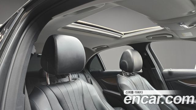 Mercedes-Benz E-Class (W213) E300 Exclusive 2018 — фото 16