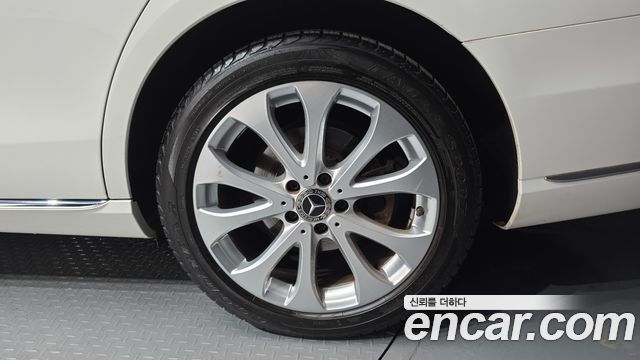 Mercedes-Benz E-Class (W213) E300 Exclusive 2018 — фото 21