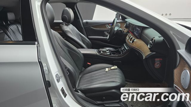 Mercedes-Benz E-Class (W213) E300 Exclusive 2018 — фото 26